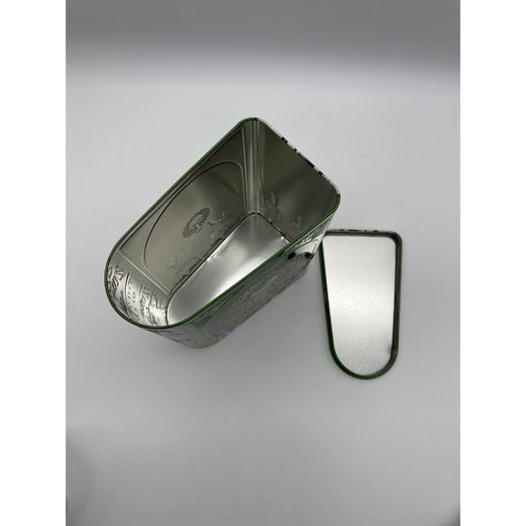 Twelve Days of Christmas Harry London Book Tin Partridge Bird Nutcracker Decor - Picture 10 of 10